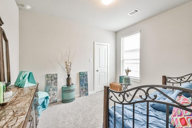 15775 Cairnwell Bend Drive, Humble, TX 77346