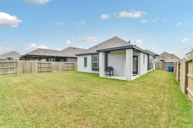 15775 Cairnwell Bend Drive, Humble, TX 77346