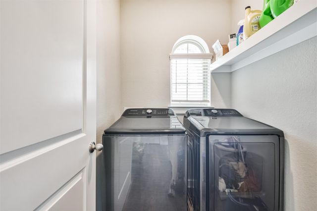 15775 Cairnwell Bend Drive, Humble, TX 77346