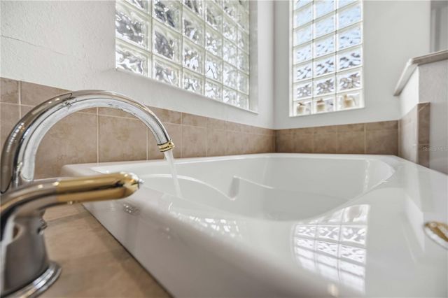 170 CIPRIANI WAY, North Venice, FL 34275