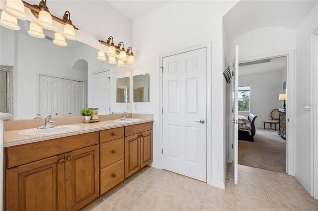 170 CIPRIANI WAY, North Venice, FL 34275