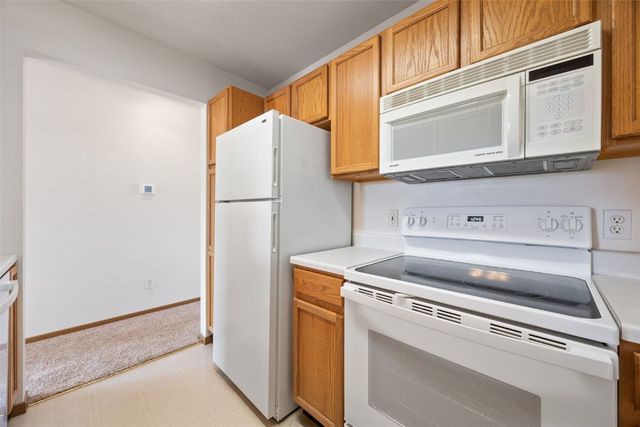 1370 44th Street E, Marion, IA 52302