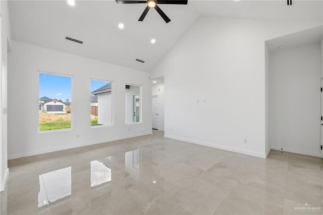 2709 E Pecos Road, Edinburg, TX 78542