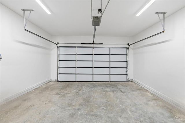 2709 E Pecos Road, Edinburg, TX 78542