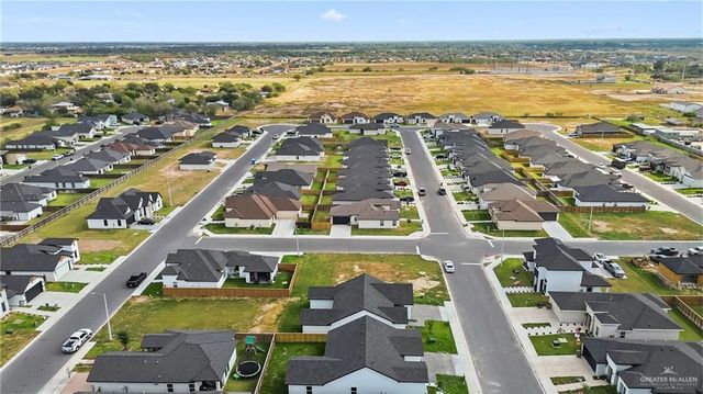 2709 E Pecos Road, Edinburg, TX 78542