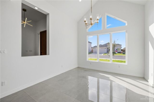 2709 E Pecos Road, Edinburg, TX 78542