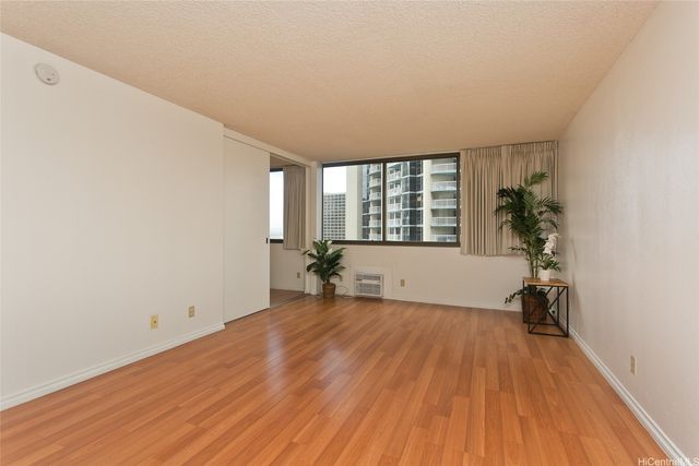 1255 Nuuanu Avenue E1006, Honolulu, HI 96817