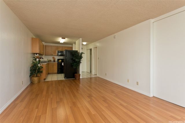 1255 Nuuanu Avenue E1006, Honolulu, HI 96817