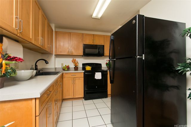 1255 Nuuanu Avenue E1006, Honolulu, HI 96817