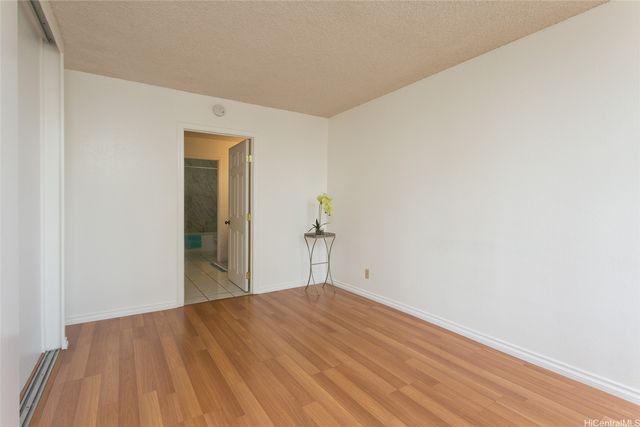 1255 Nuuanu Avenue E1006, Honolulu, HI 96817