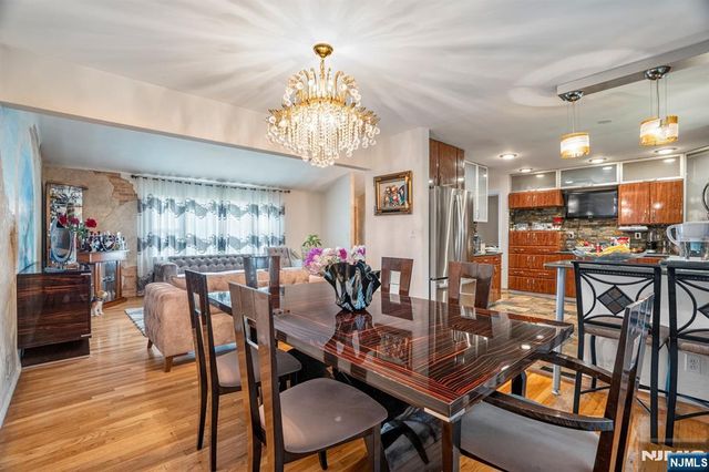 31-07 Garfield Place, Fair Lawn, NJ 07410
