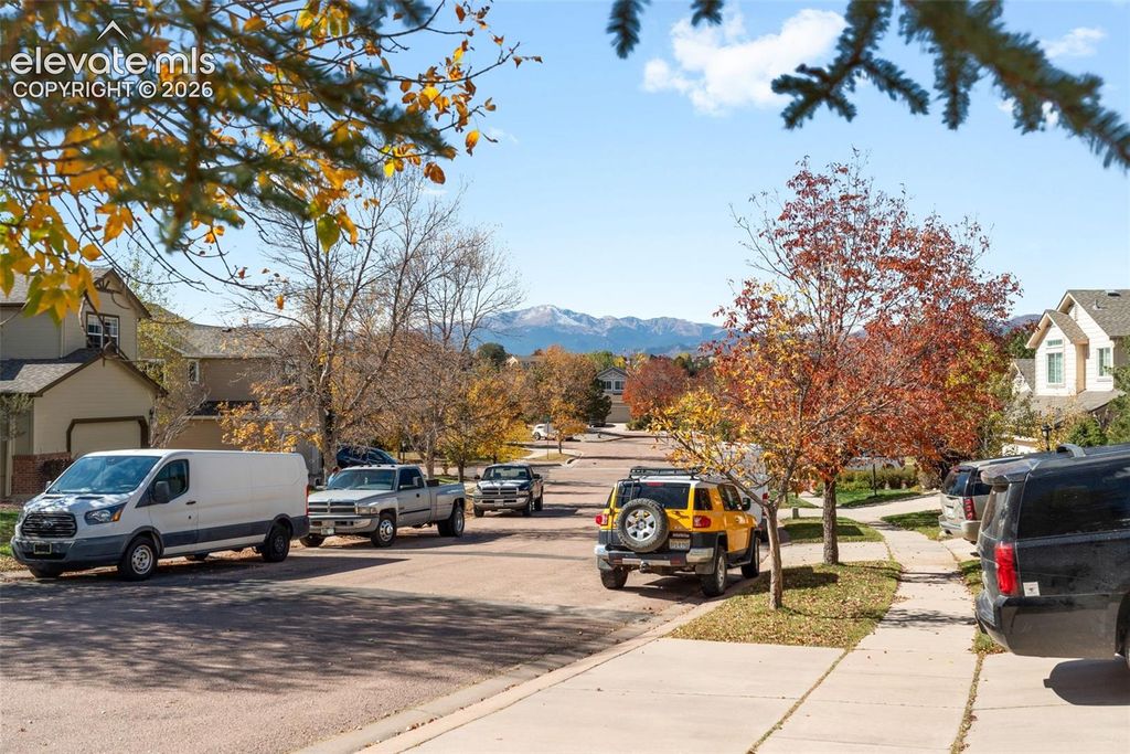 3264 Greenmoor Court, Colorado Springs, CO 80920 — photo 3