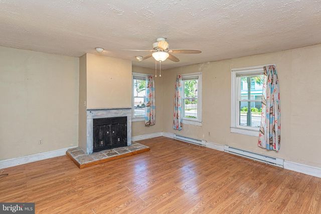 14 MAIN ST, Frankford, DE 19945