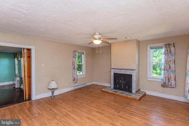14 MAIN ST, Frankford, DE 19945