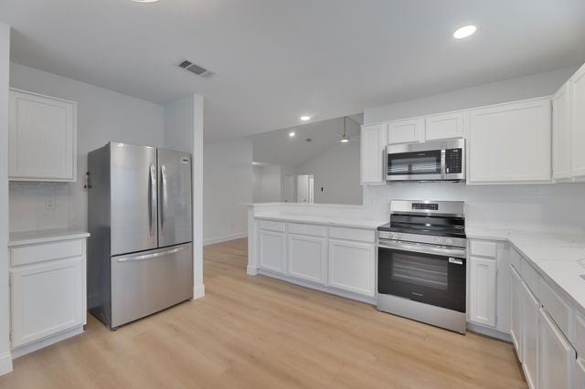 6312 Woodstream Trail, Fort Worth, TX 76133