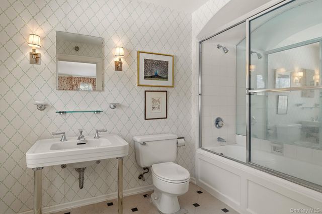 549 Croton Lake Road, Bedford Corners, NY 10549