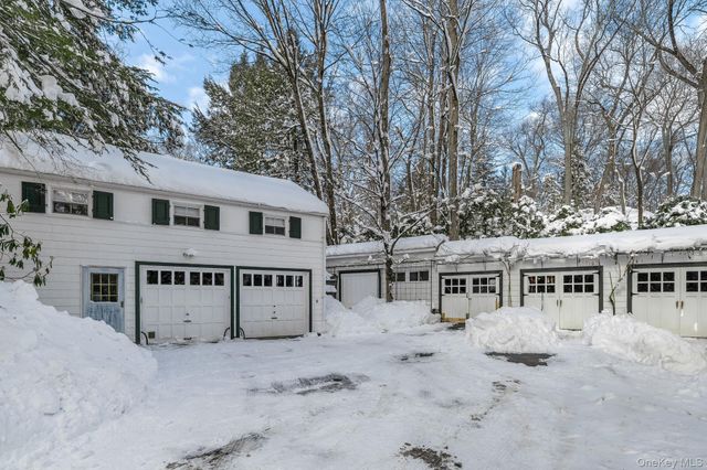 549 Croton Lake Road, Bedford Corners, NY 10549