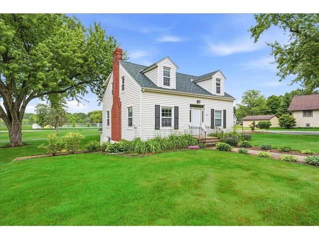 103 W 1st Street, Dresser, WI 54009