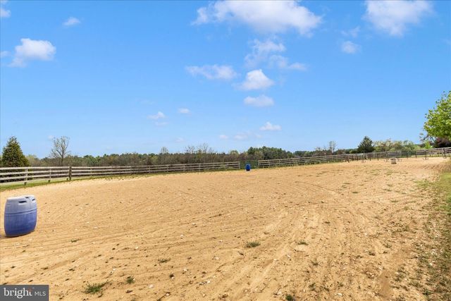 6735 BURKITTSVILLE RD, Middletown, MD 21769