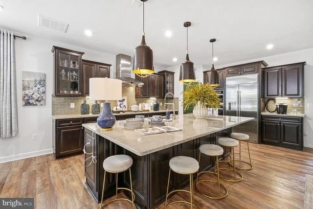 8524 LAROQUE RUN DR, Fredericksburg, VA 22407