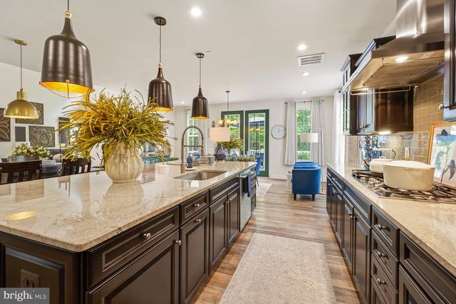 8524 LAROQUE RUN DR, Fredericksburg, VA 22407