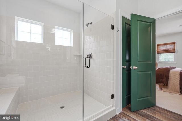 8524 LAROQUE RUN DR, Fredericksburg, VA 22407