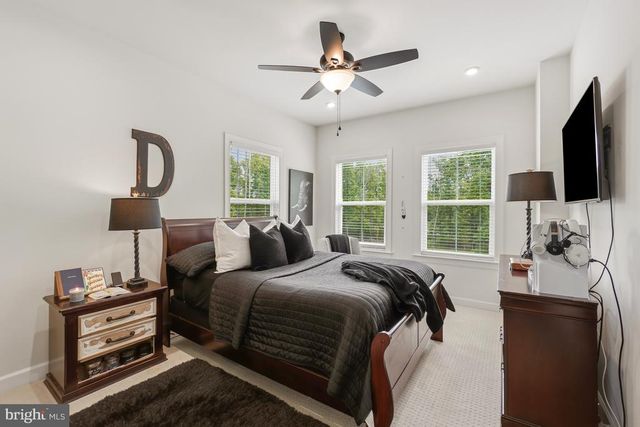 8524 LAROQUE RUN DR, Fredericksburg, VA 22407