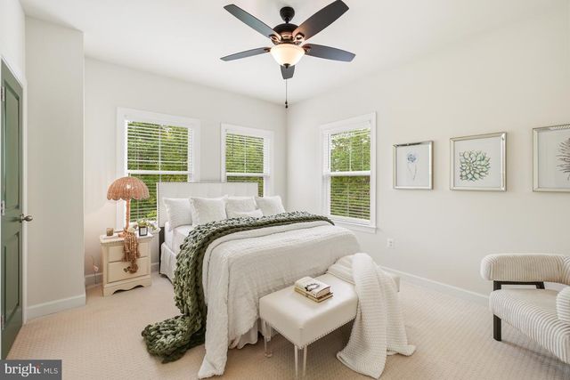 8524 LAROQUE RUN DR, Fredericksburg, VA 22407