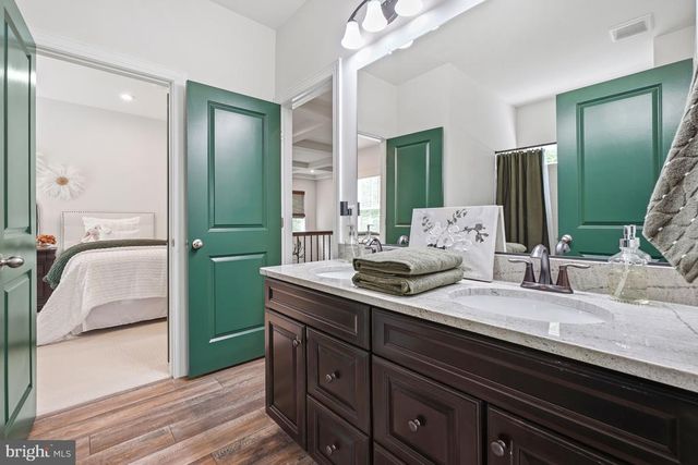 8524 LAROQUE RUN DR, Fredericksburg, VA 22407