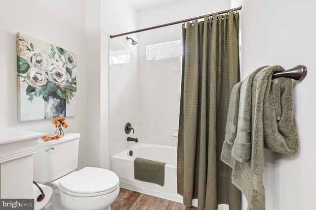 8524 LAROQUE RUN DR, Fredericksburg, VA 22407