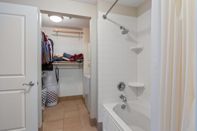 370 Marshall Avenue 301, Saint Paul, MN 55102