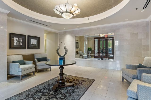 370 Marshall Avenue 301, Saint Paul, MN 55102