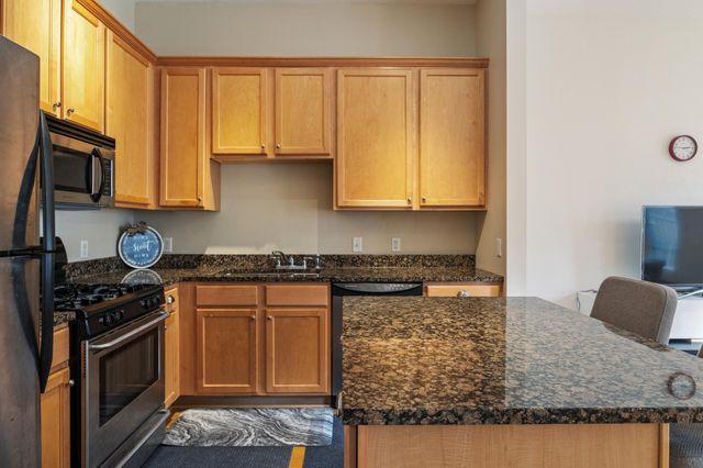 370 Marshall Avenue 301, Saint Paul, MN 55102