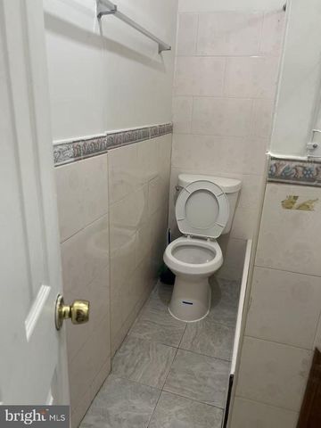 2306 S MILDRED ST, Philadelphia, PA 19148