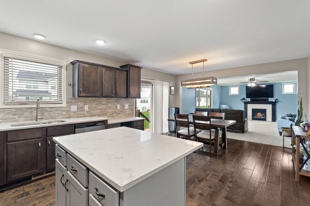 5535 148th Circle, Urbandale, IA 50323