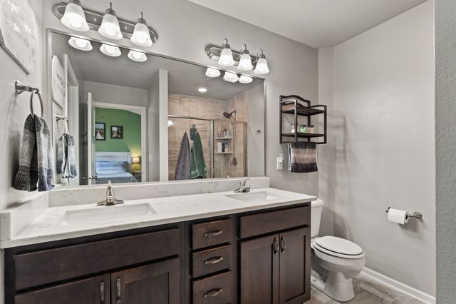 5535 148th Circle, Urbandale, IA 50323