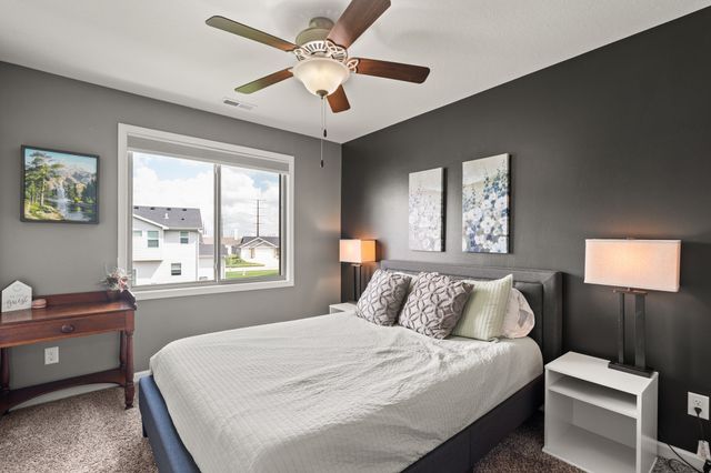 5535 148th Circle, Urbandale, IA 50323