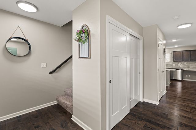 5535 148th Circle, Urbandale, IA 50323