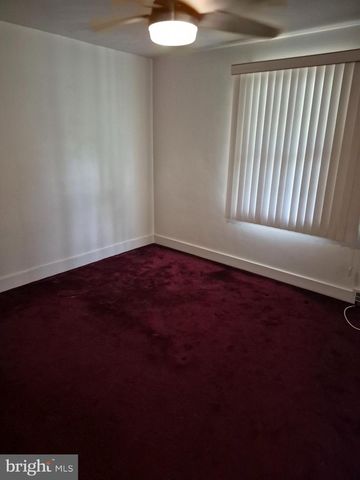304 LIPPINCOTT AVE, Riverside, NJ 08075