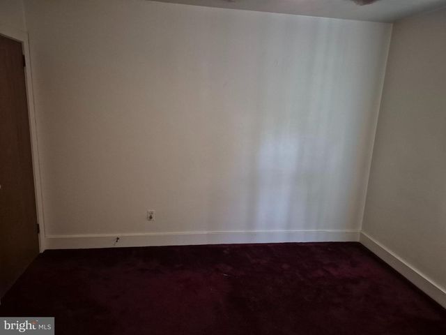 304 LIPPINCOTT AVE, Riverside, NJ 08075