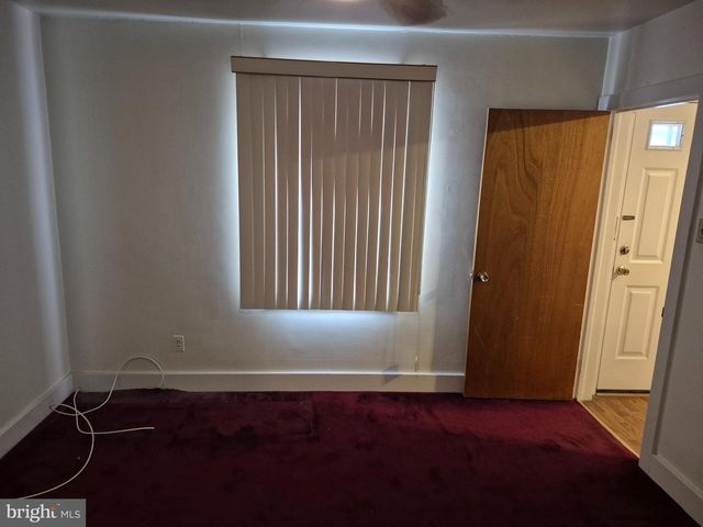 304 LIPPINCOTT AVE, Riverside, NJ 08075
