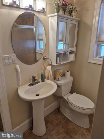 304 LIPPINCOTT AVE, Riverside, NJ 08075