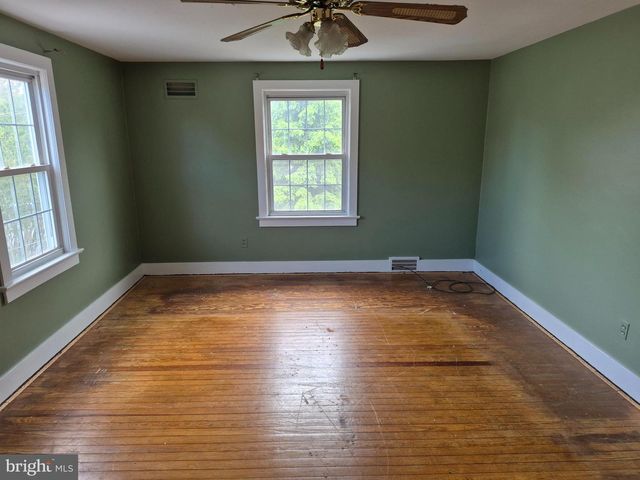 304 LIPPINCOTT AVE, Riverside, NJ 08075