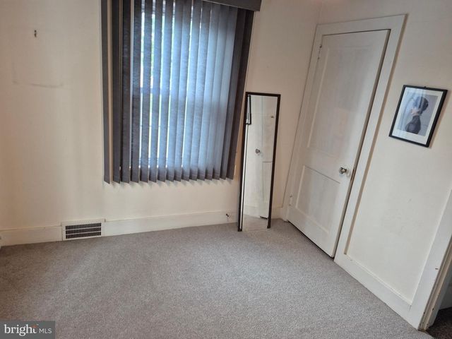 304 LIPPINCOTT AVE, Riverside, NJ 08075