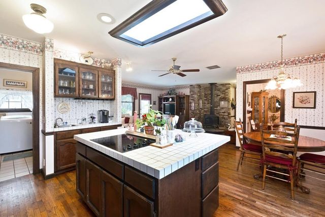 11085 Joeger Rd, Auburn, CA 95602