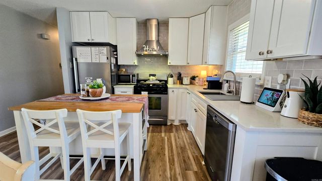 7914 Bronco Lane, Sherwood, AR 72120