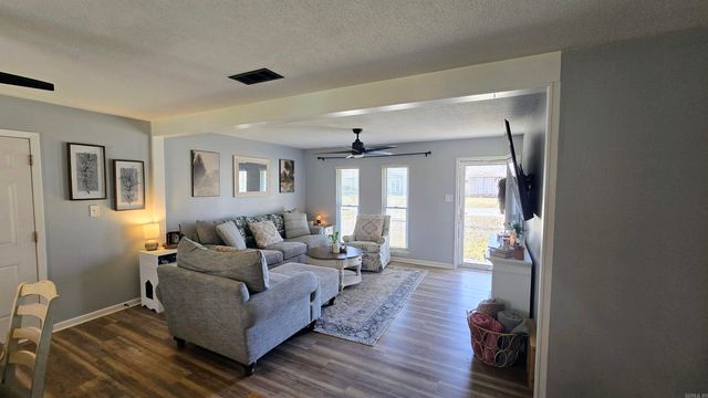 7914 Bronco Lane, Sherwood, AR 72120