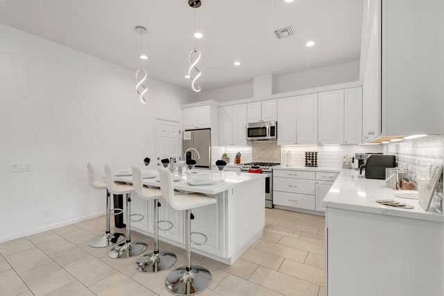 84339 Canzone Drive, Indio, CA 92203