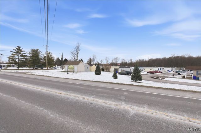 132 Oakleaf Drive, Brutus, NY 13166