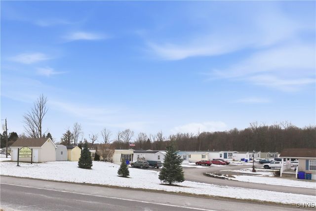 132 Oakleaf Drive, Brutus, NY 13166